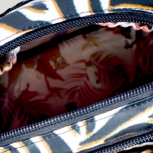 NWT: LUG: CAN CAN XL: ZEBRA SAND - Picture 9 of 9